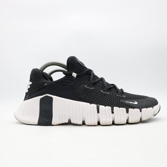 Nike Free Metcon 4 Women's Size 9.5 Black White Running Training Shoes Sneakers - Picture 1 of 9